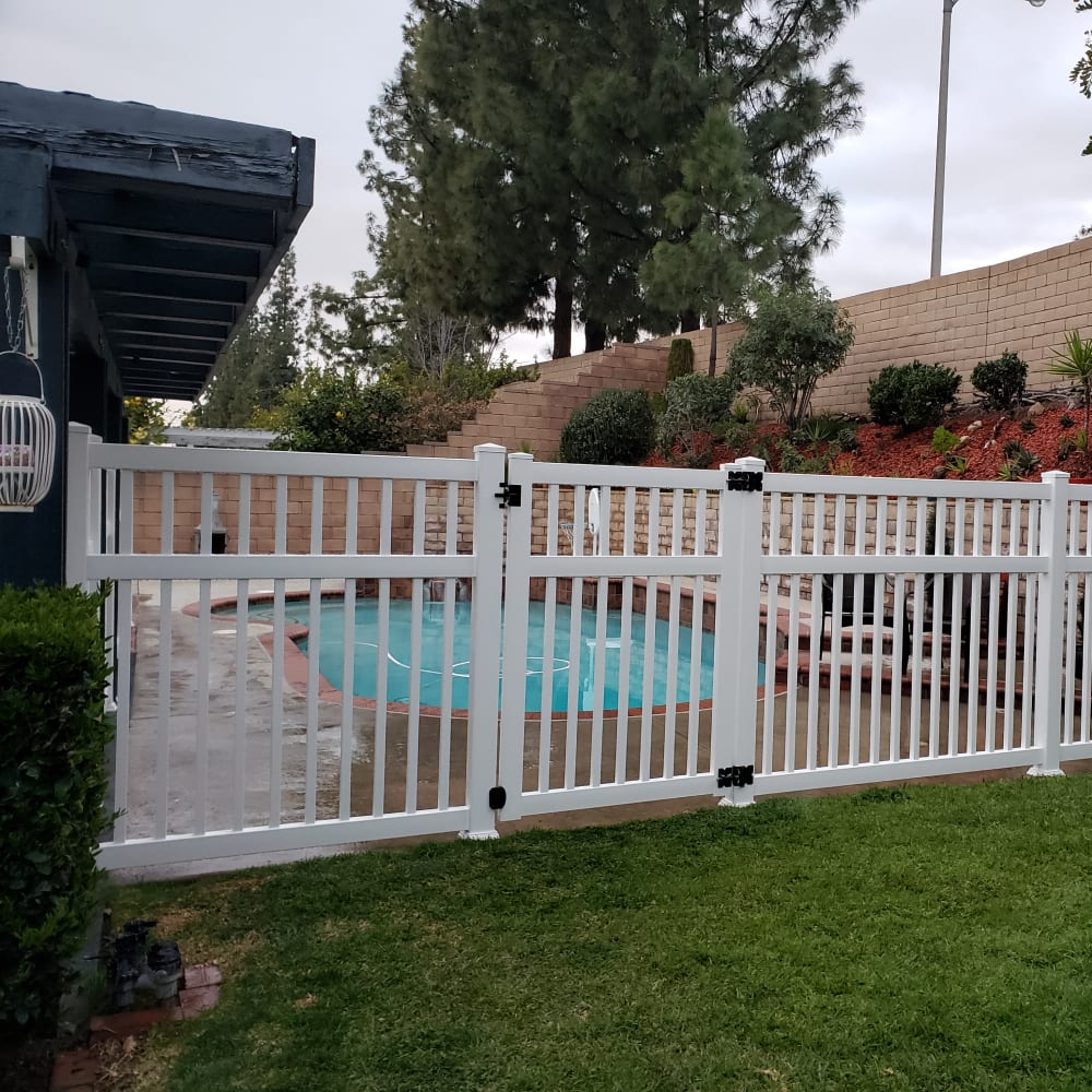 Vinyl fence by LA Fence Craft