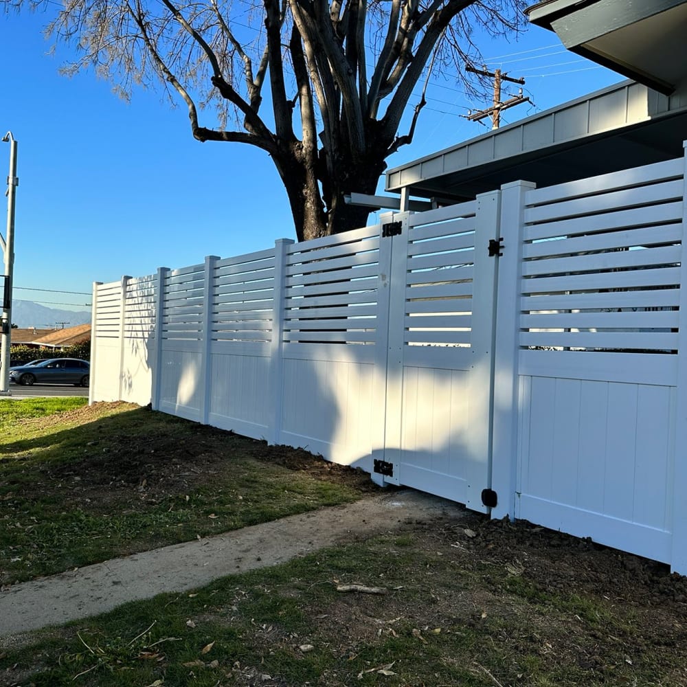 Vinyl fence by LA Fence Craft