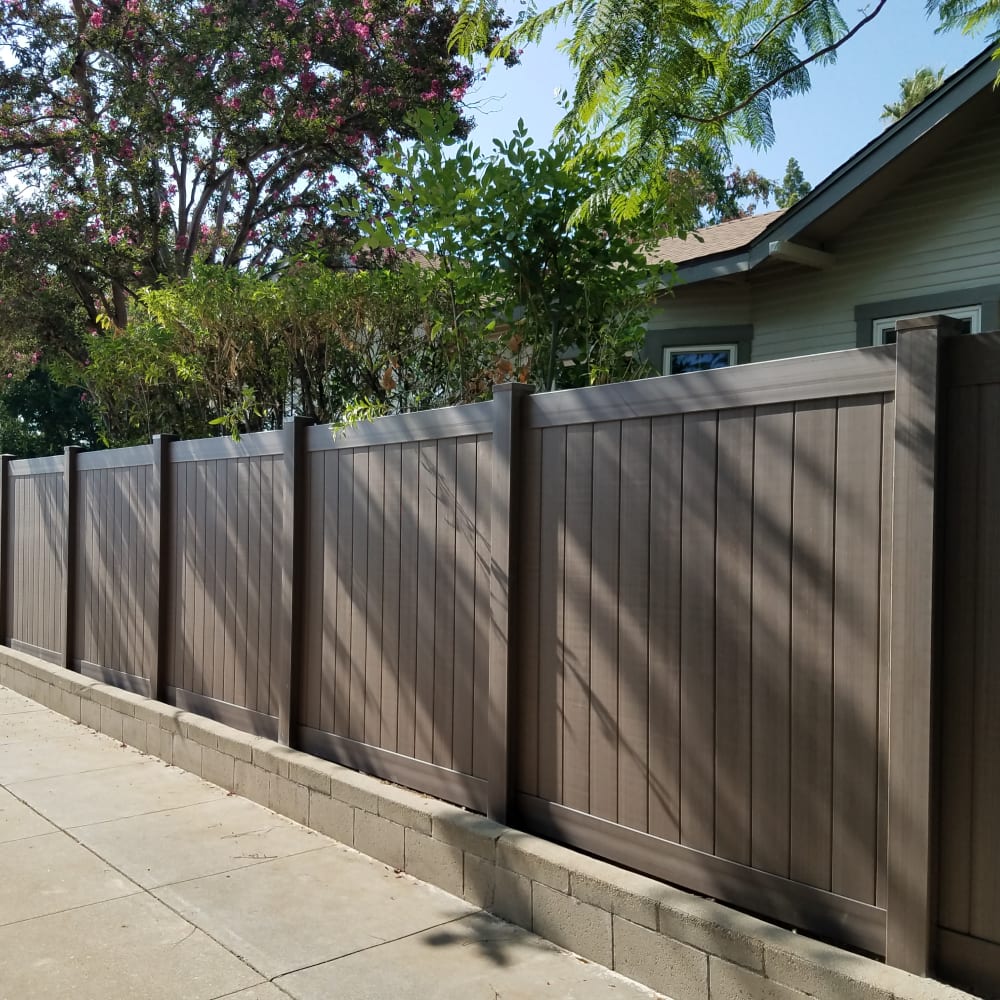 Vinyl fence by LA Fence Craft
