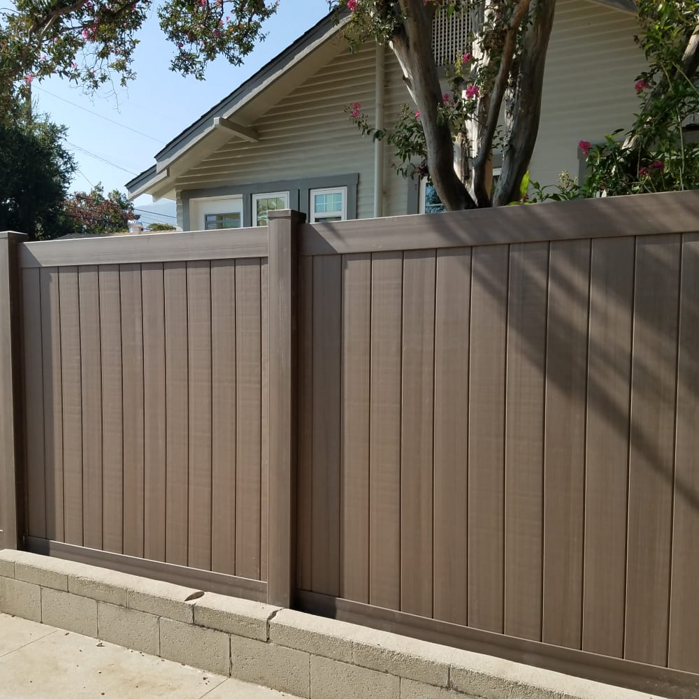 Vinyl fence by LA Fence Craft
