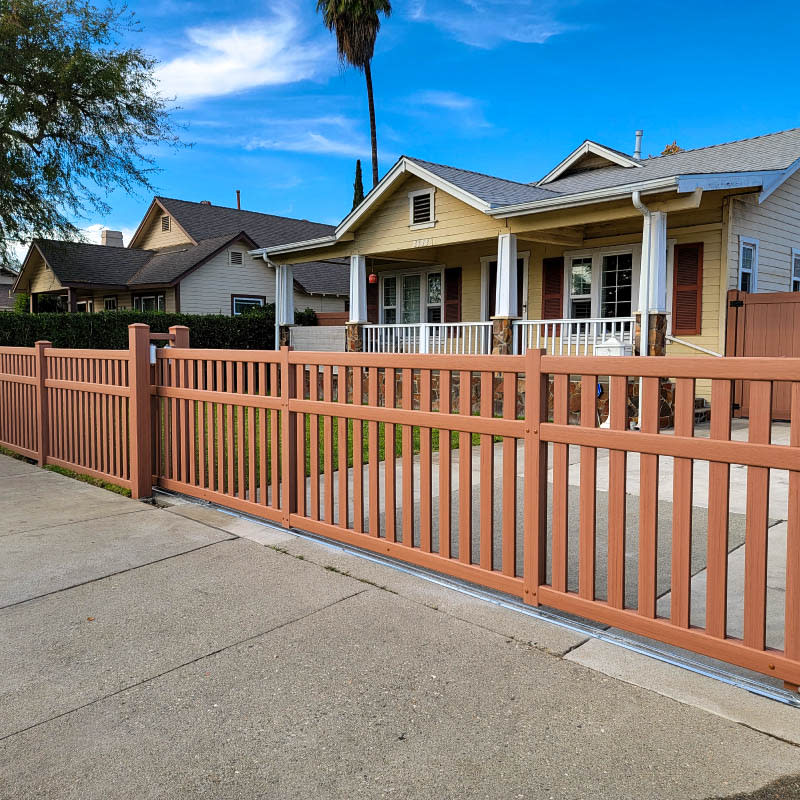 Vinyl fence by LA Fence Craft