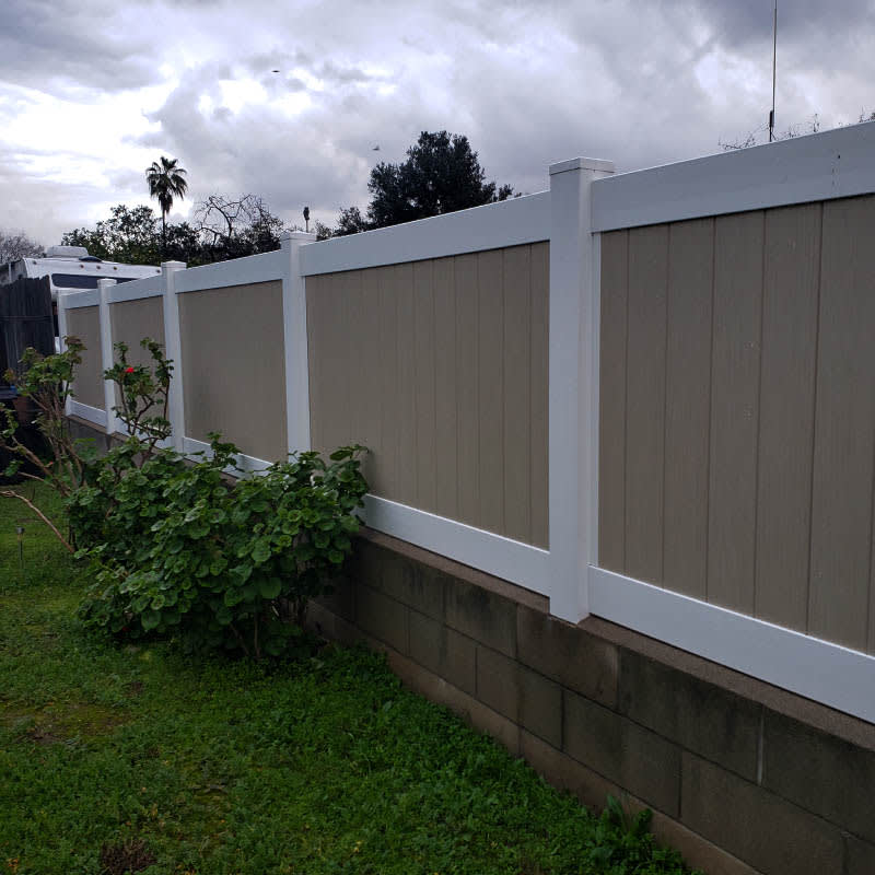 Vinyl fence by LA Fence Craft
