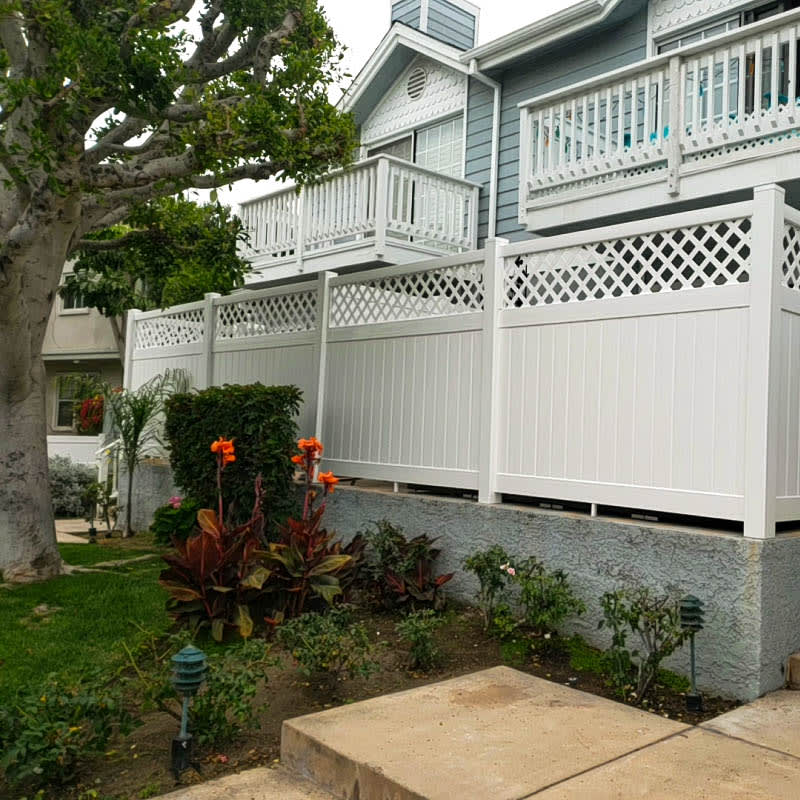 Vinyl fence by LA Fence Craft