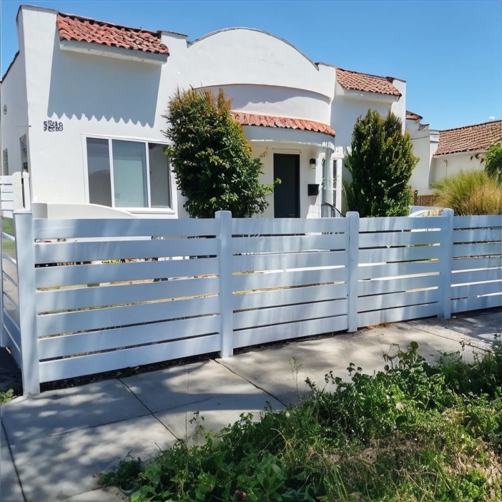 Vinyl fence by LA Fence Craft