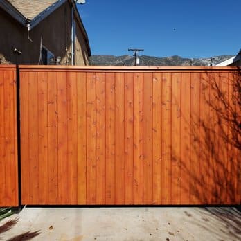 Wood fence by LA Fence Craft