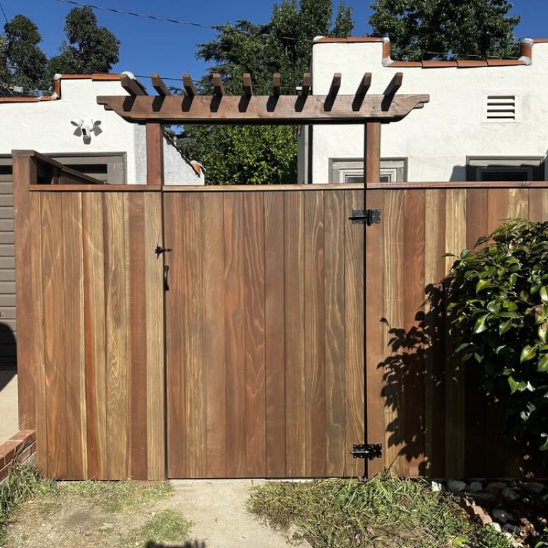 Wood fence by LA Fence Craft