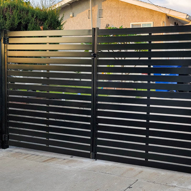 Aluminum gate by LA Fence Craft