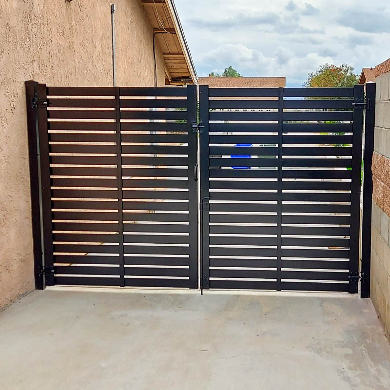 Aluminum gate by LA Fence Craft