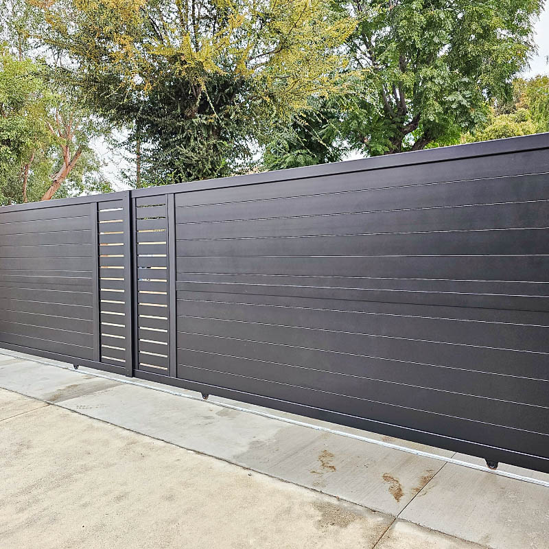 Aluminum gate by LA Fence Craft