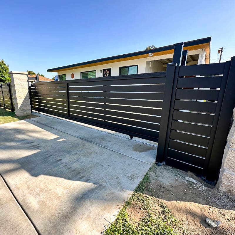Aluminum gate by LA Fence Craft