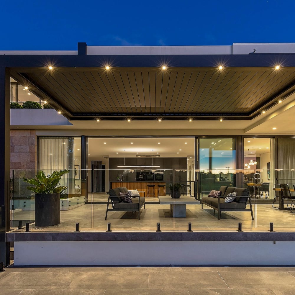 Aluminum patio cover by LA Fence Craft