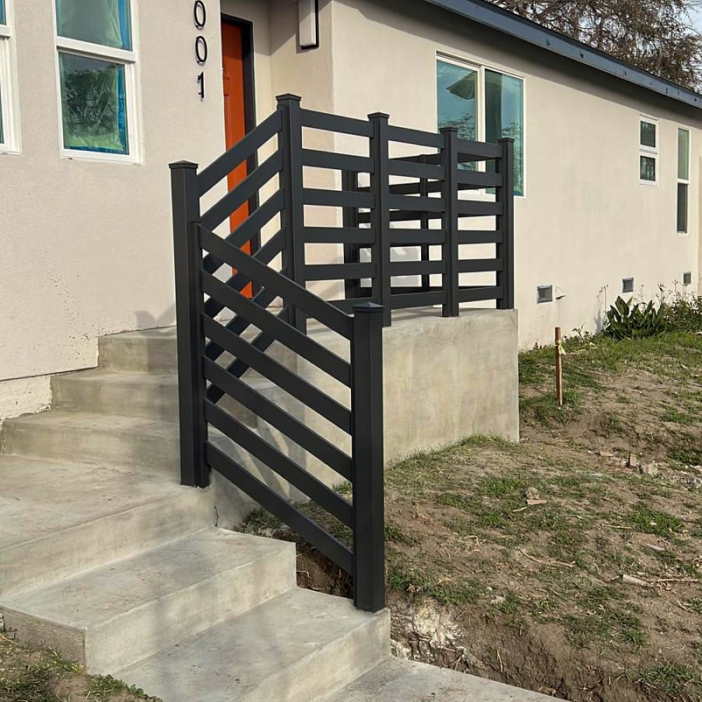 Aluminum railing by LA Fence Craft