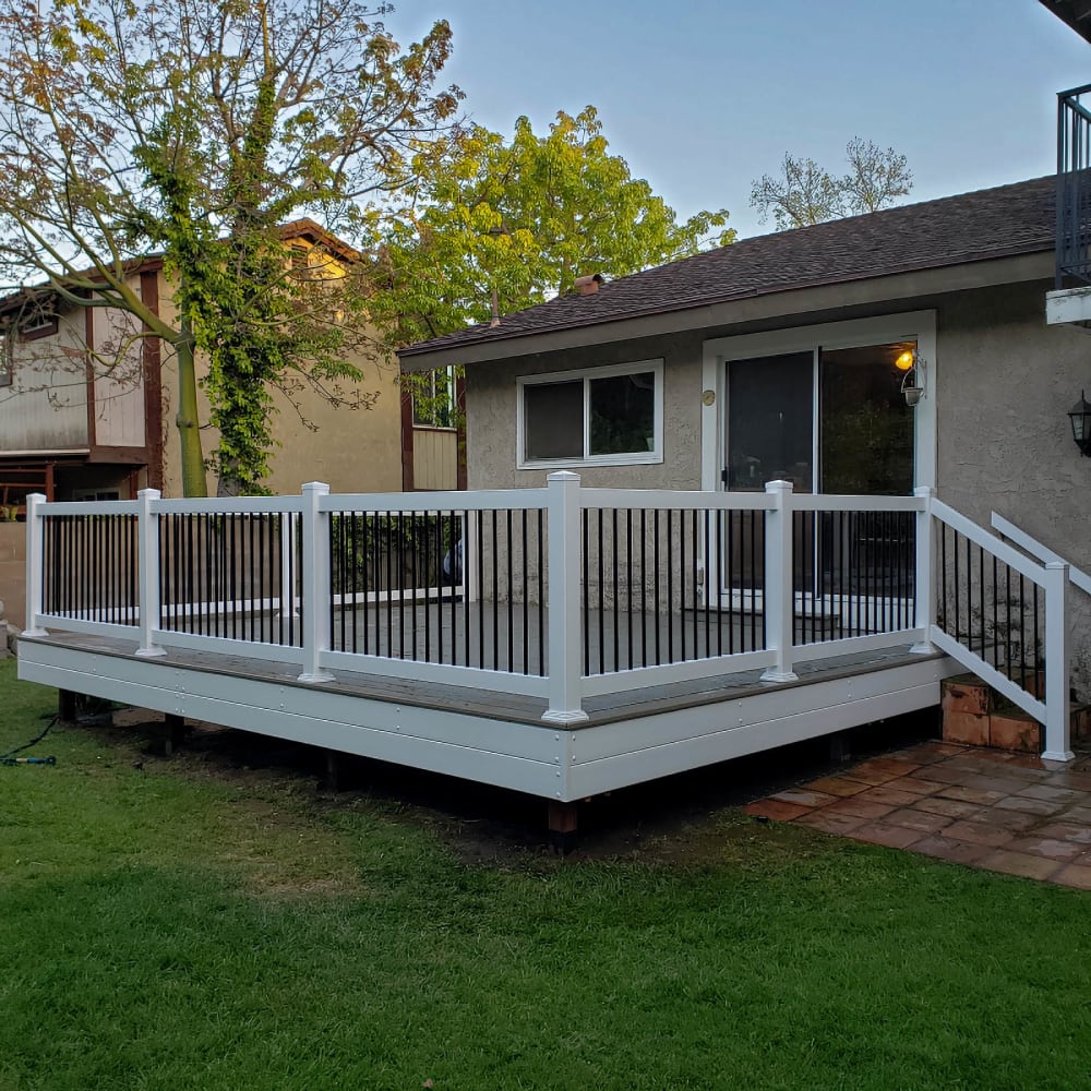 Vinyl railing by LA Fence Craft