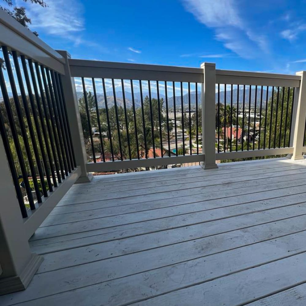 Vinyl railing by LA Fence Craft