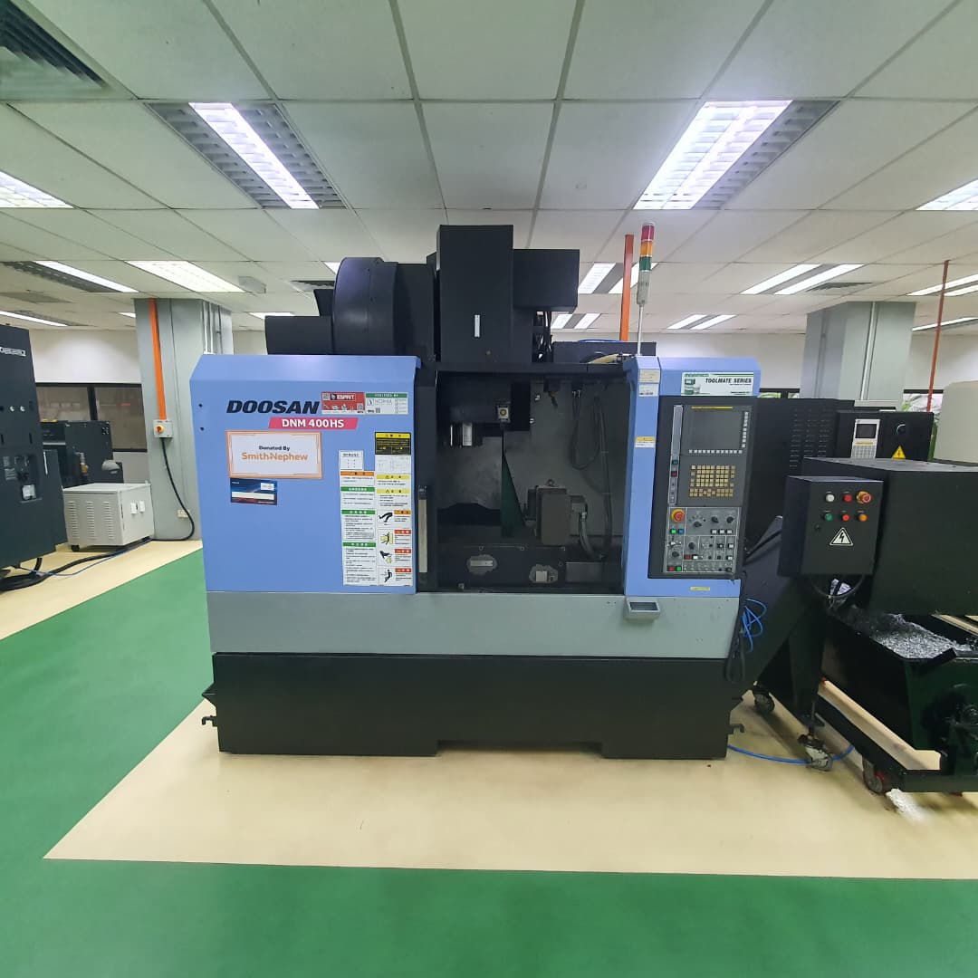 Doosan DNM 400HS 3-axis vertical machining centre