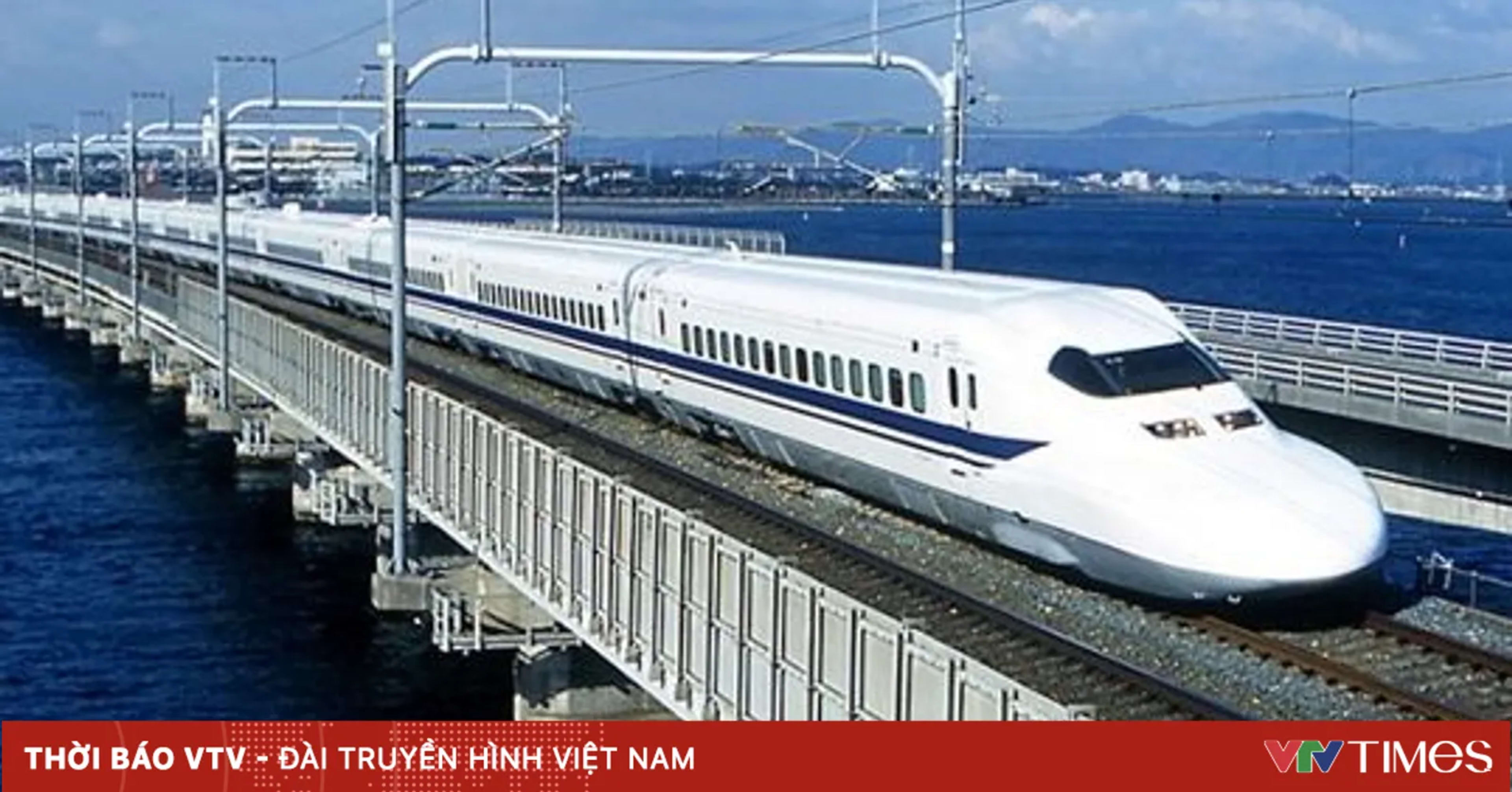 
Mô hình tái cân bằng nền kinh tế thông qua đầu tư công vào hạ tầng