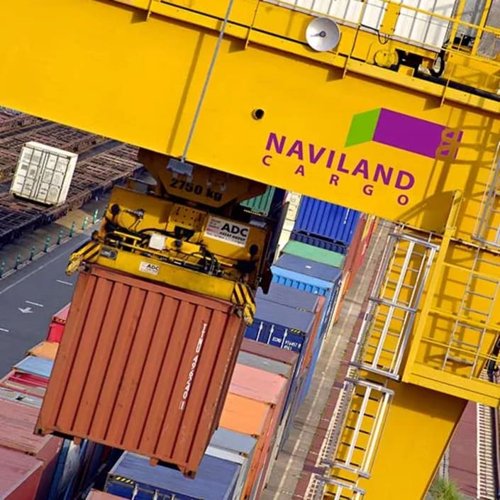 Naviland Cargo Grue