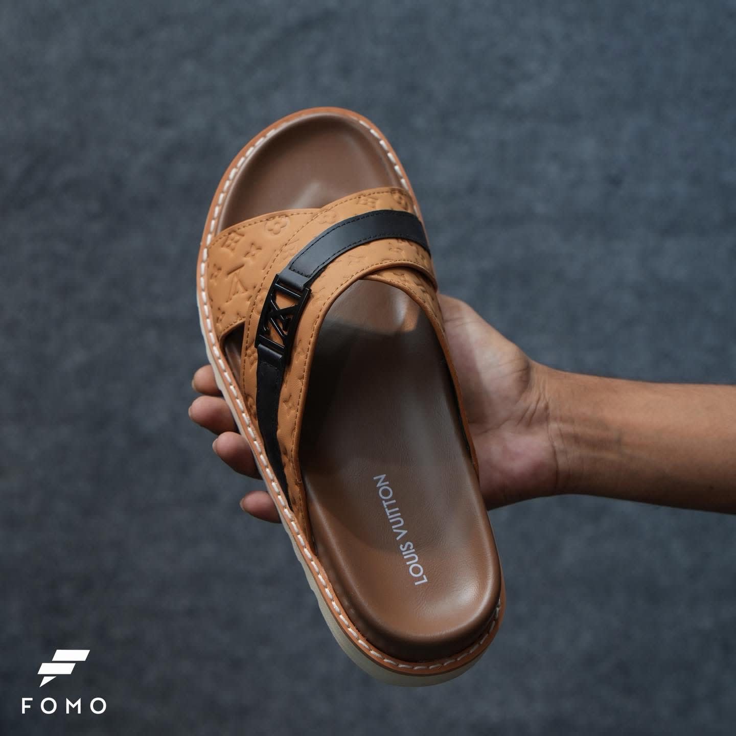 LV Cross Belt Slide Brown thumbnail 4