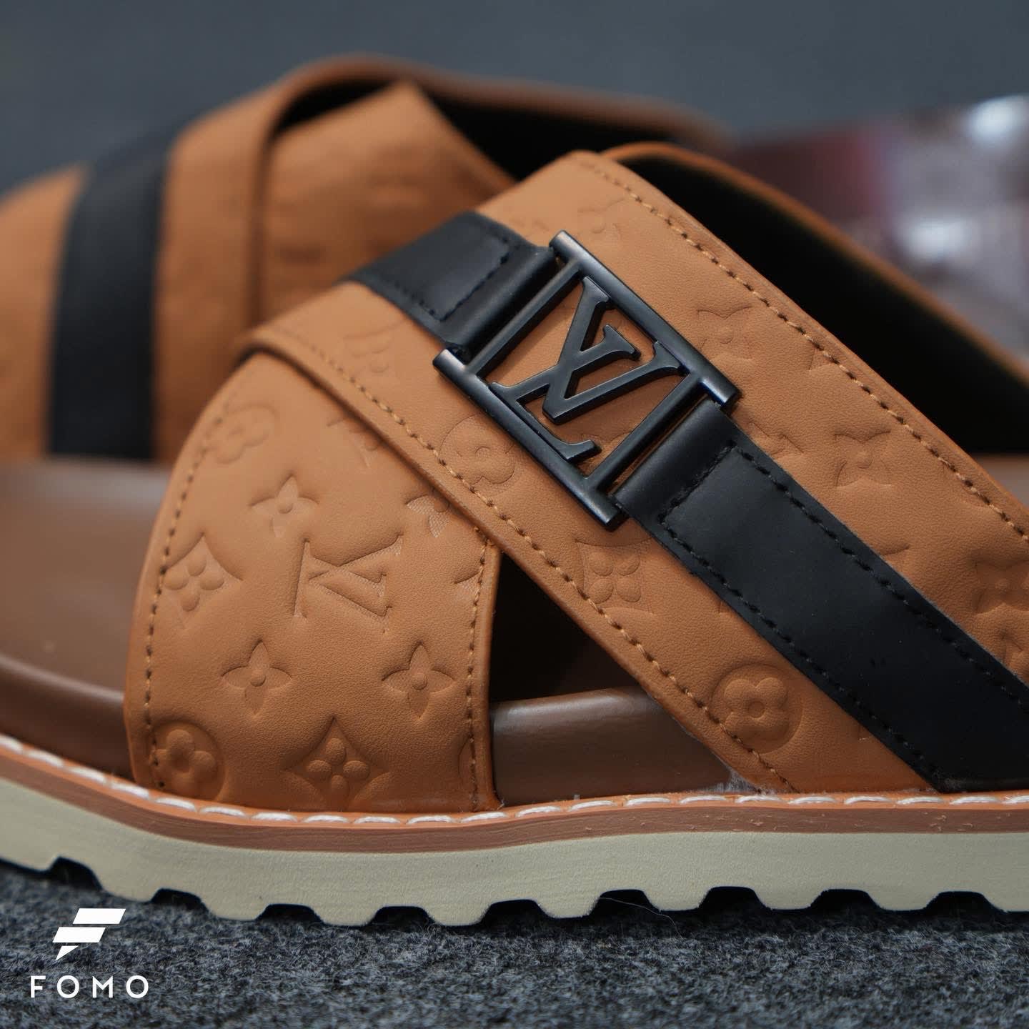 LV Cross Belt Slide Brown thumbnail 2