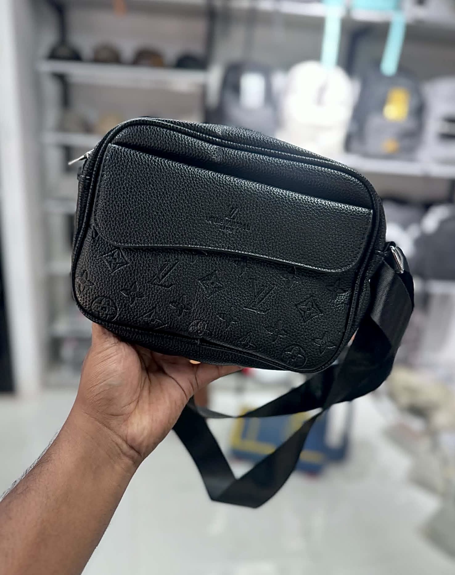 LV Side Bag - Black thumbnail 1