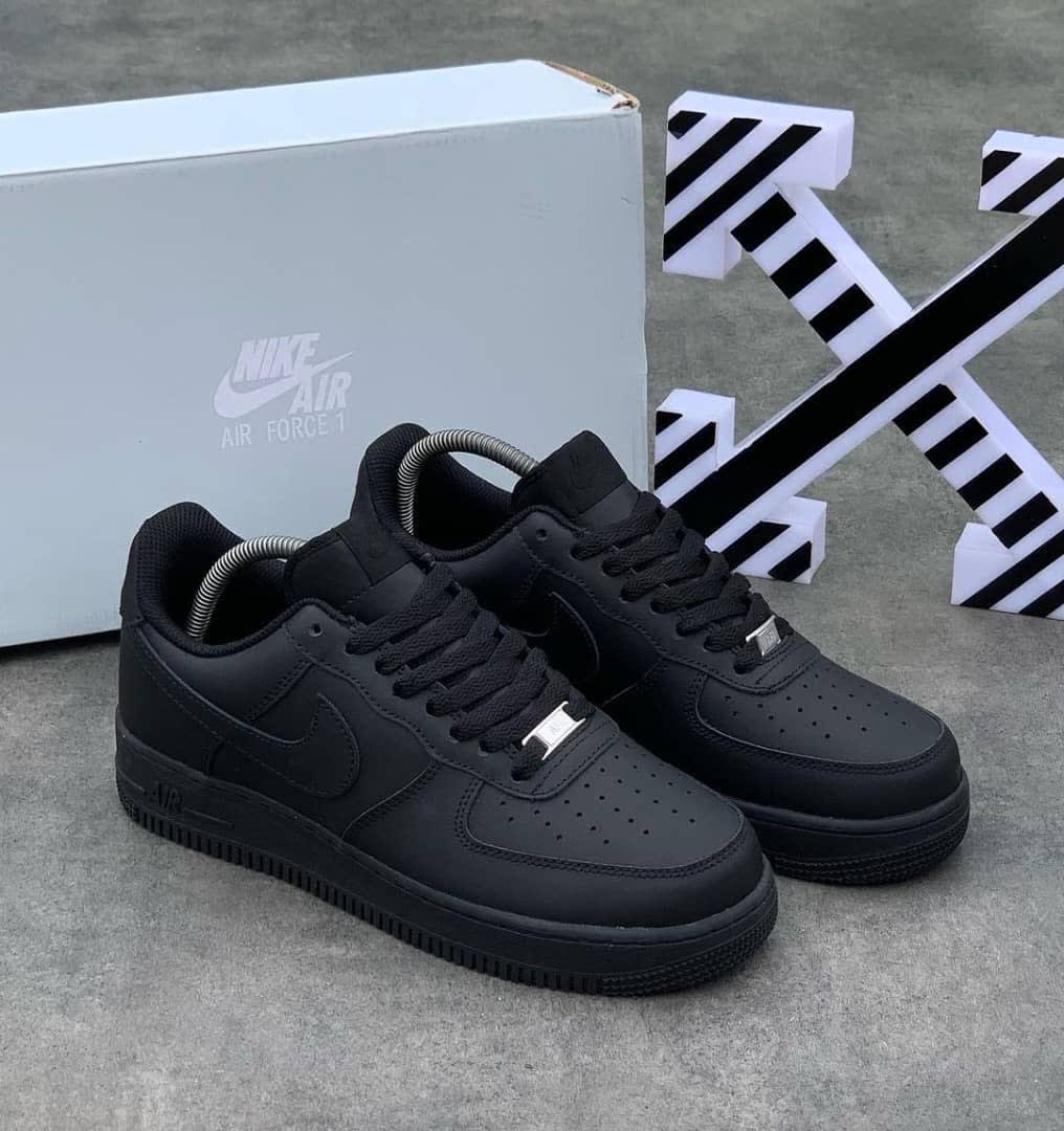Nike Air Forces 1 Black thumbnail 2