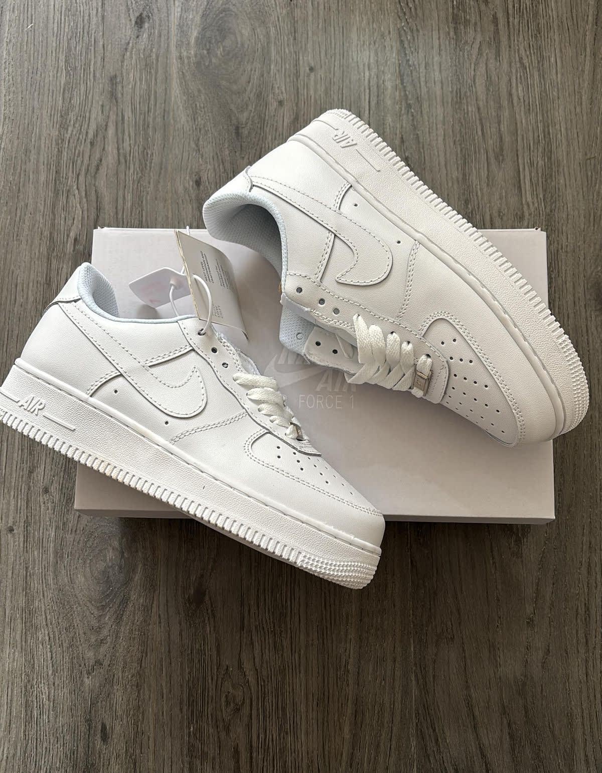 Nike Air Force 1 - White thumbnail 2