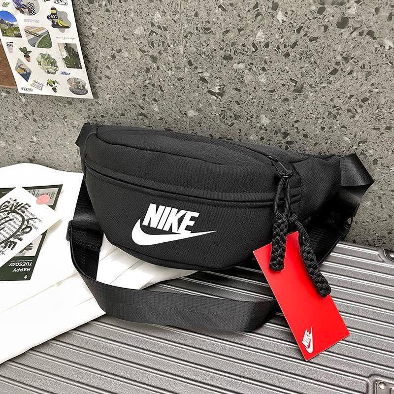 Nike Chest Bag - Black thumbnail 1