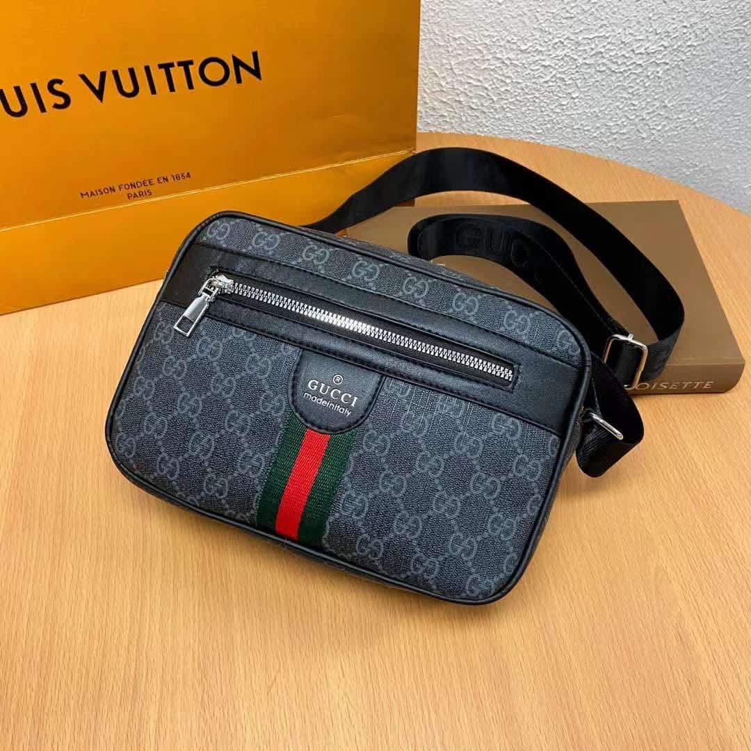 Gucci Side Bag - Black