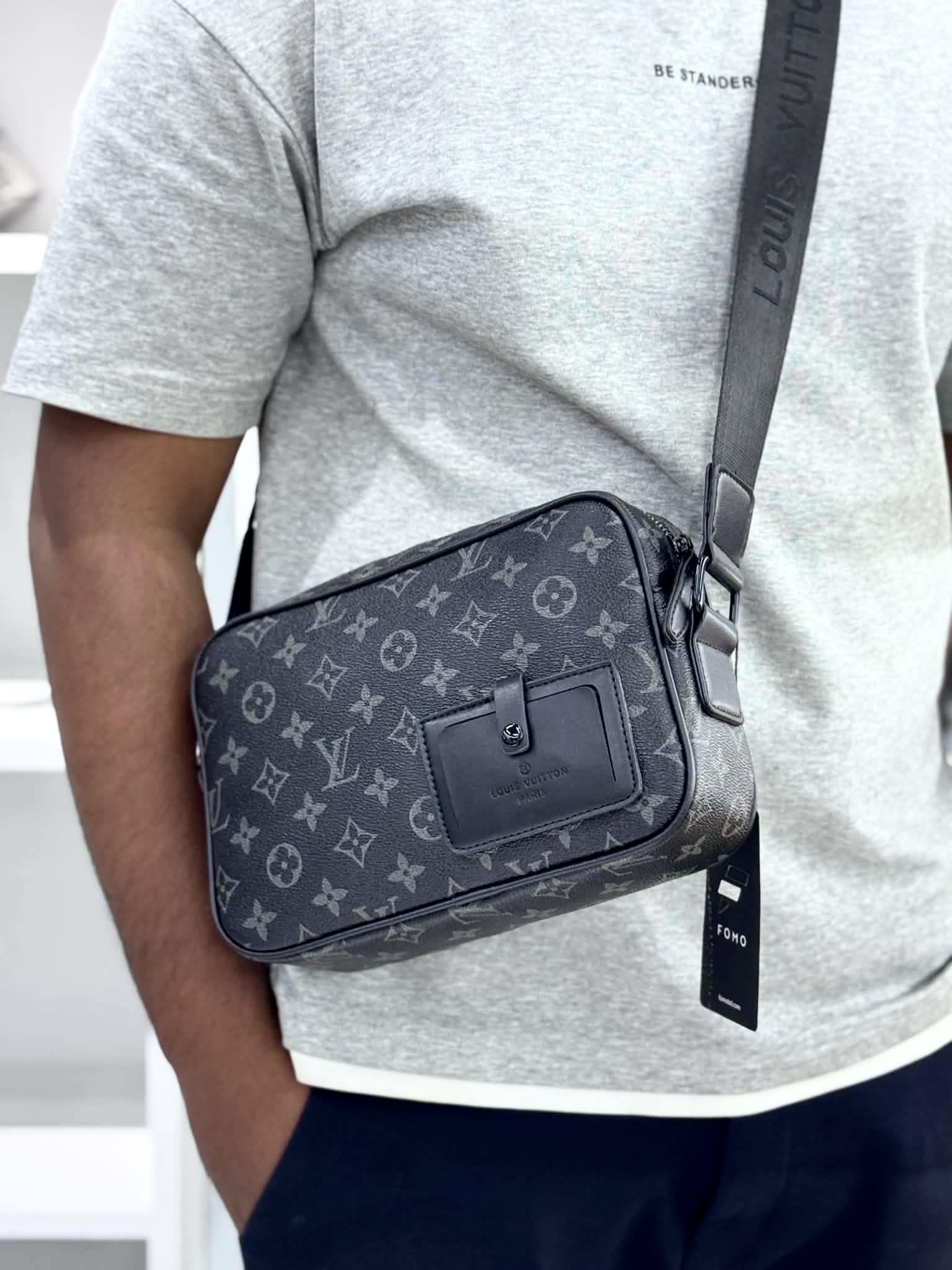 LV Side Bag - Black thumbnail 1