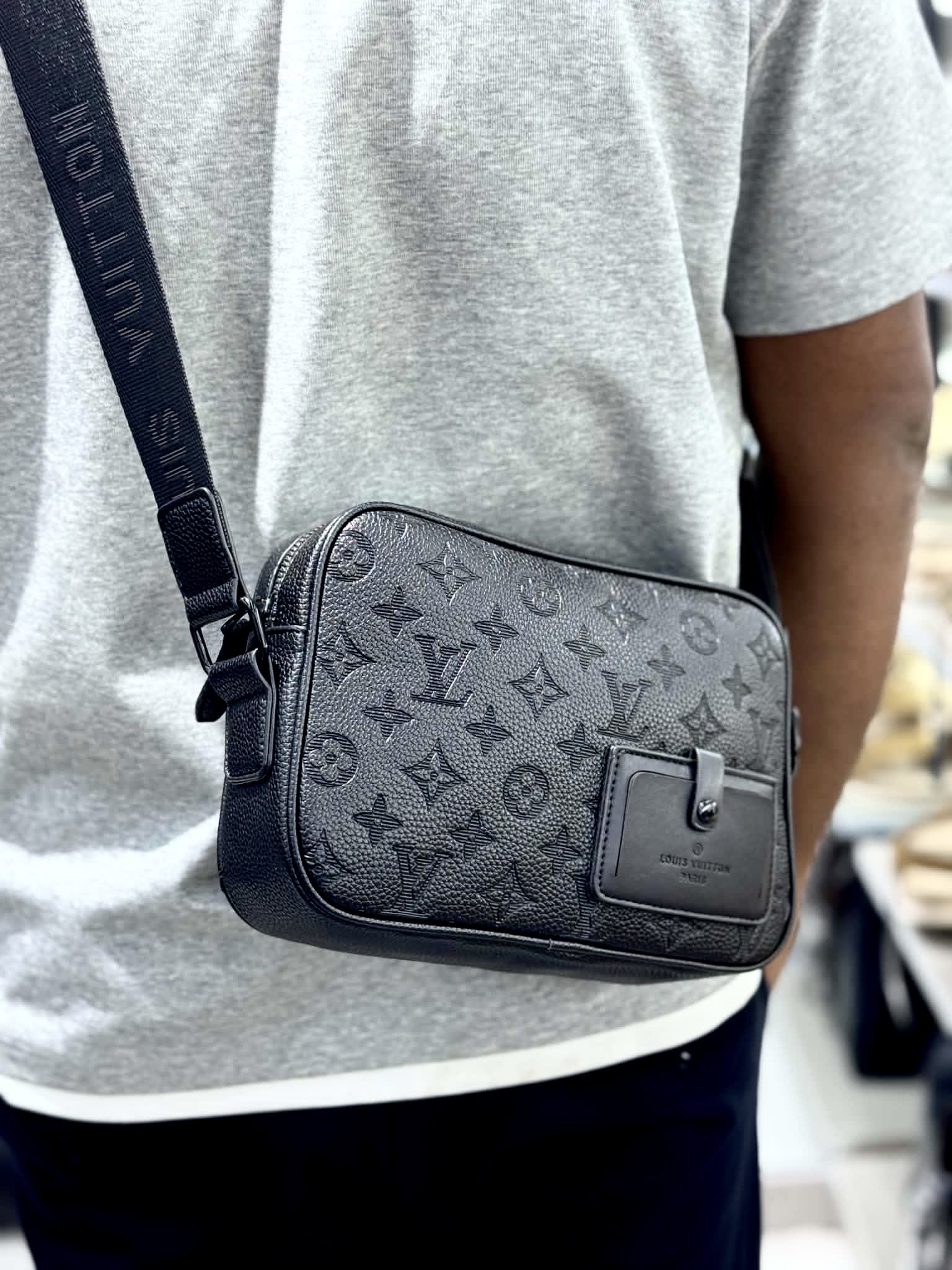 LV Side Bag - Black (Lv Pattern)