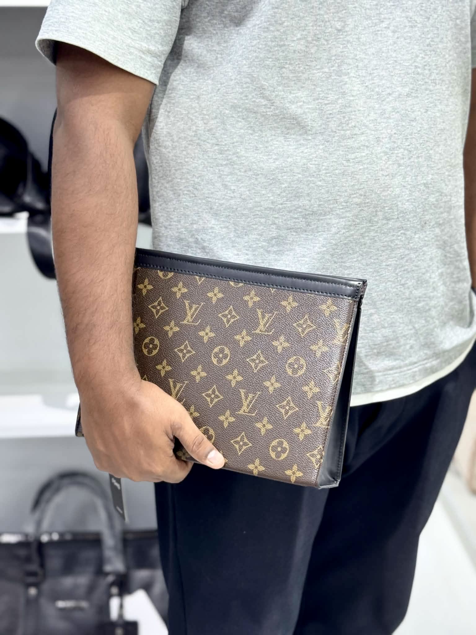 LV Clutch Bag - Brown 