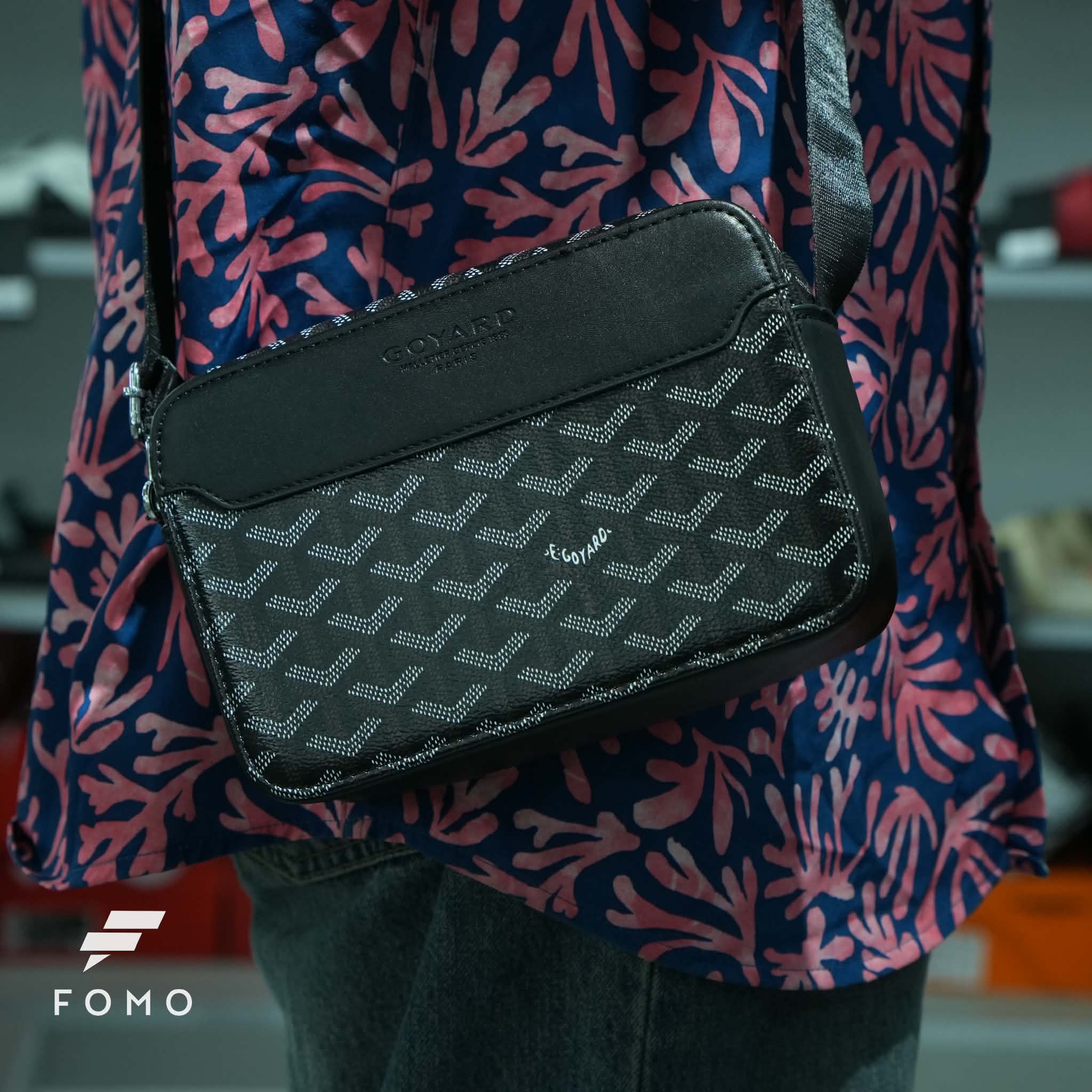 Goyard Side Bag - Black thumbnail 1