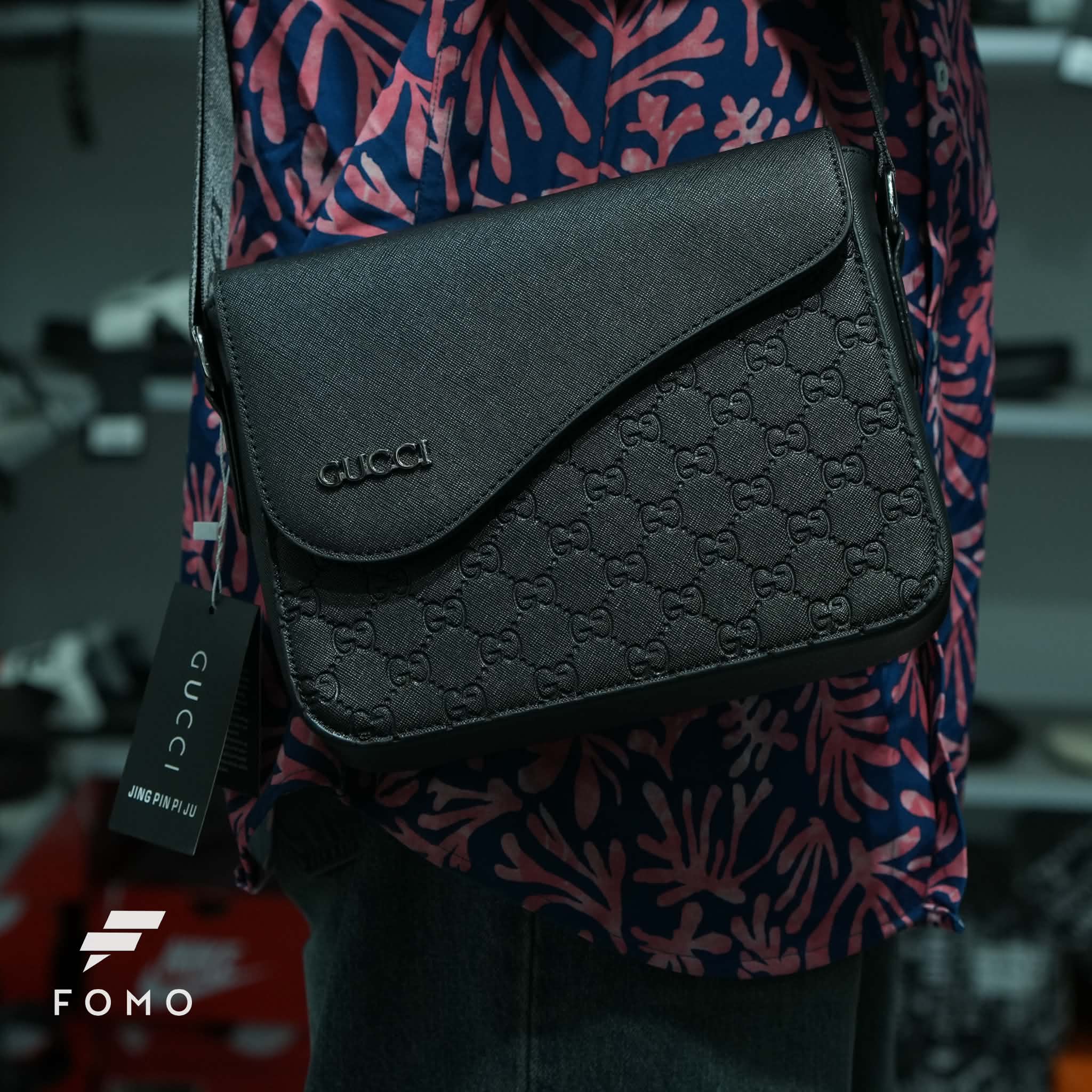 Gucci Side Bag - Black thumbnail 1