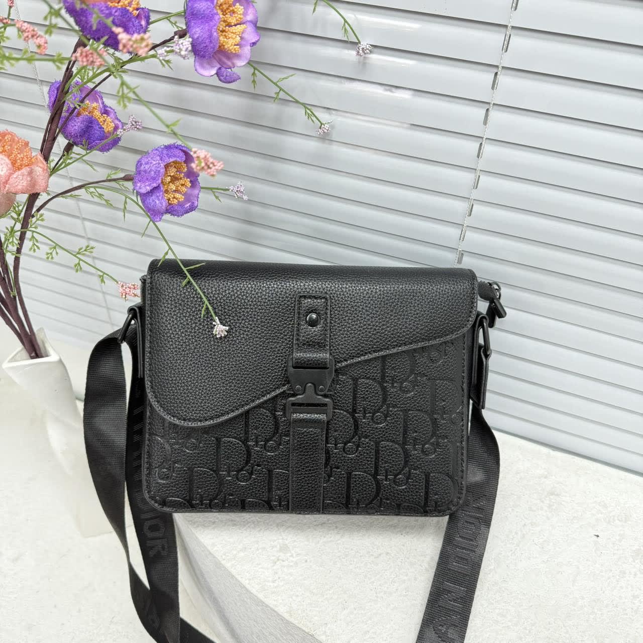 Dior Side Bag - Black thumbnail 1