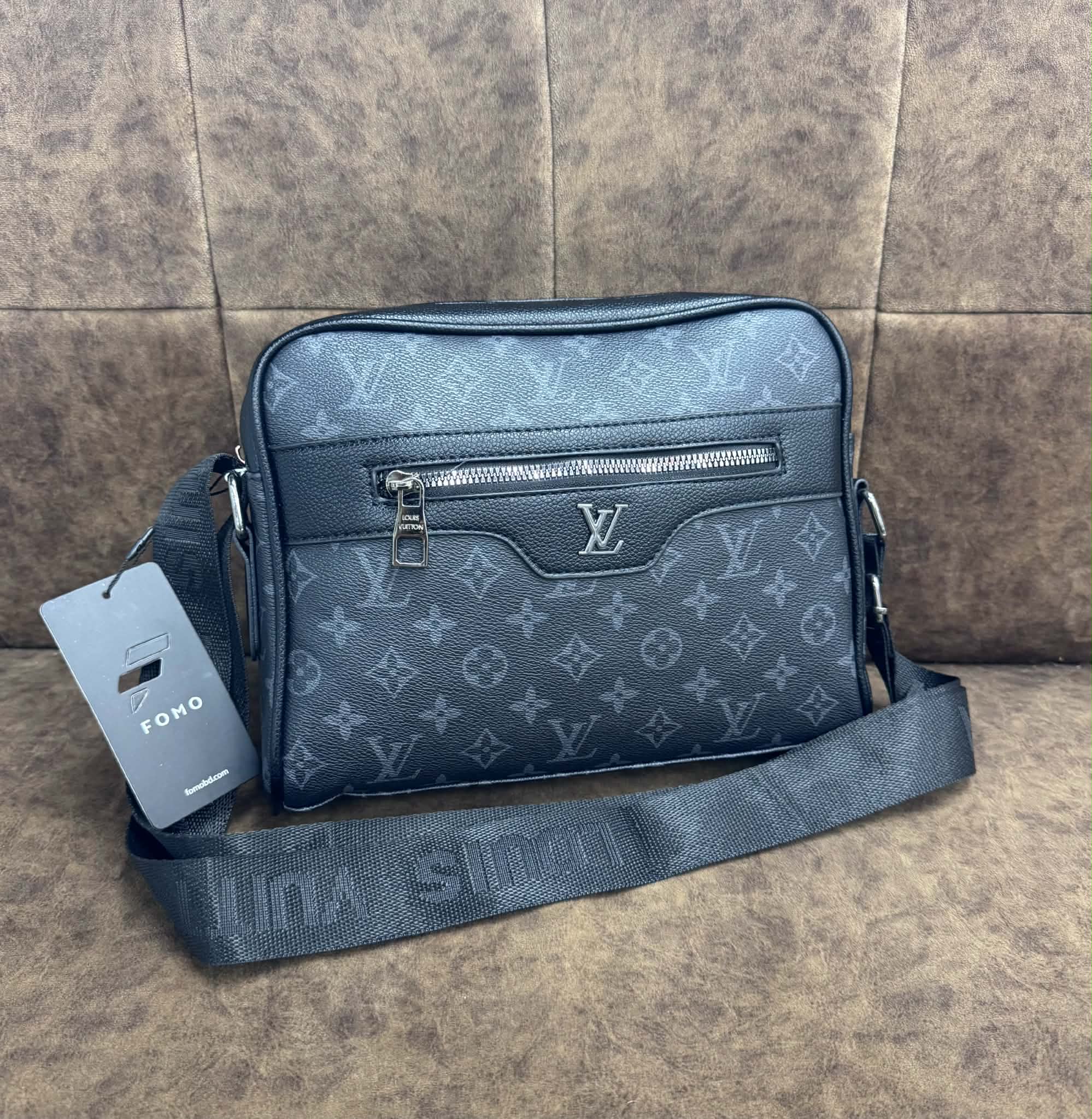 LV Large Side Bag - Black/Ash thumbnail 1
