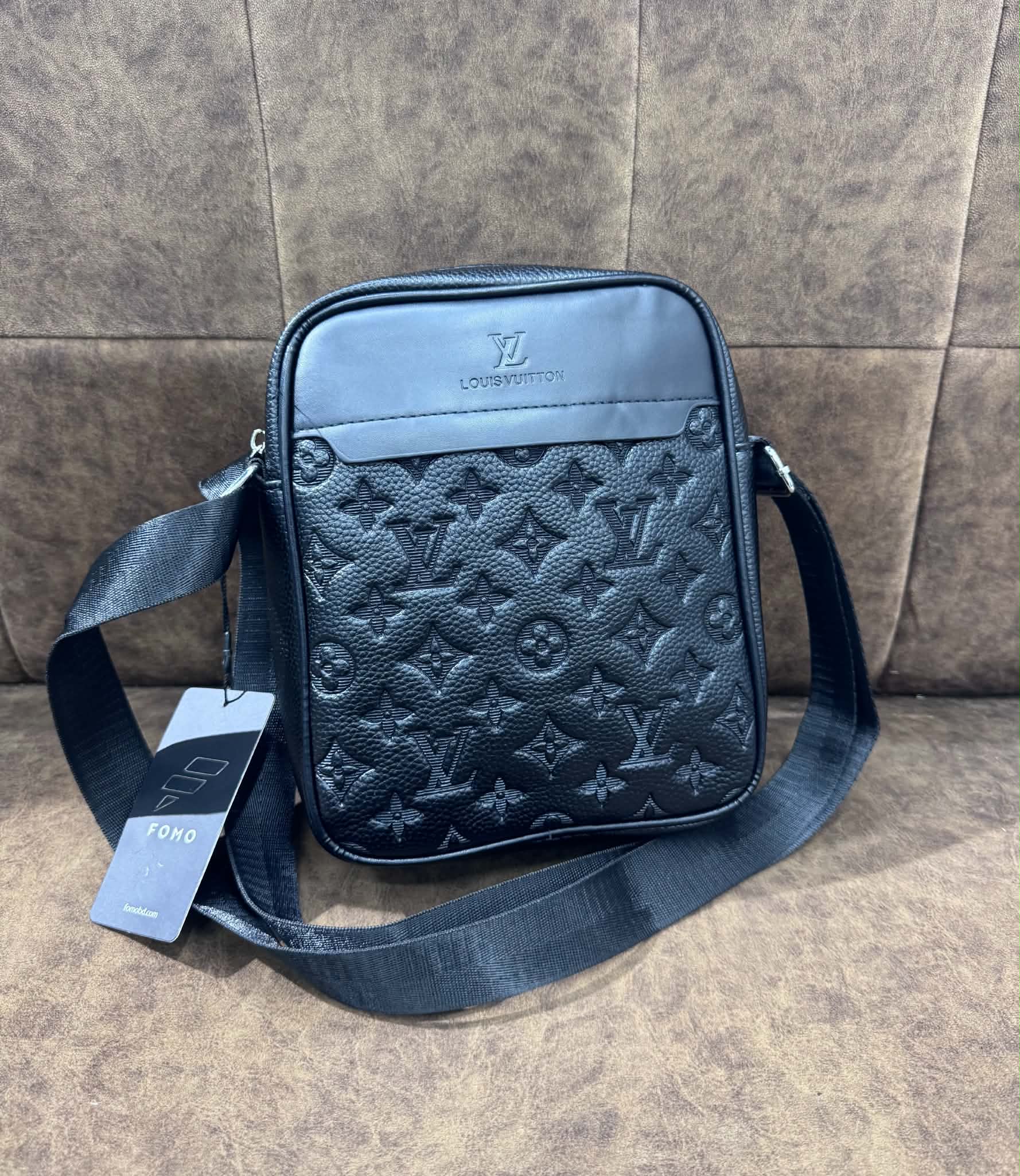 LV Side Bag - Black thumbnail 1