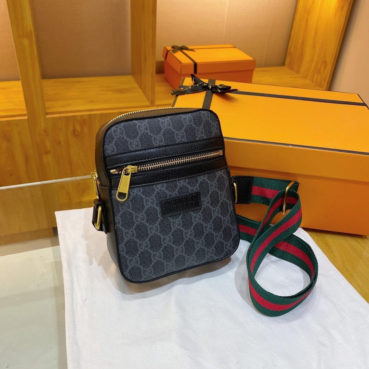 Gucci Side Bag - Black