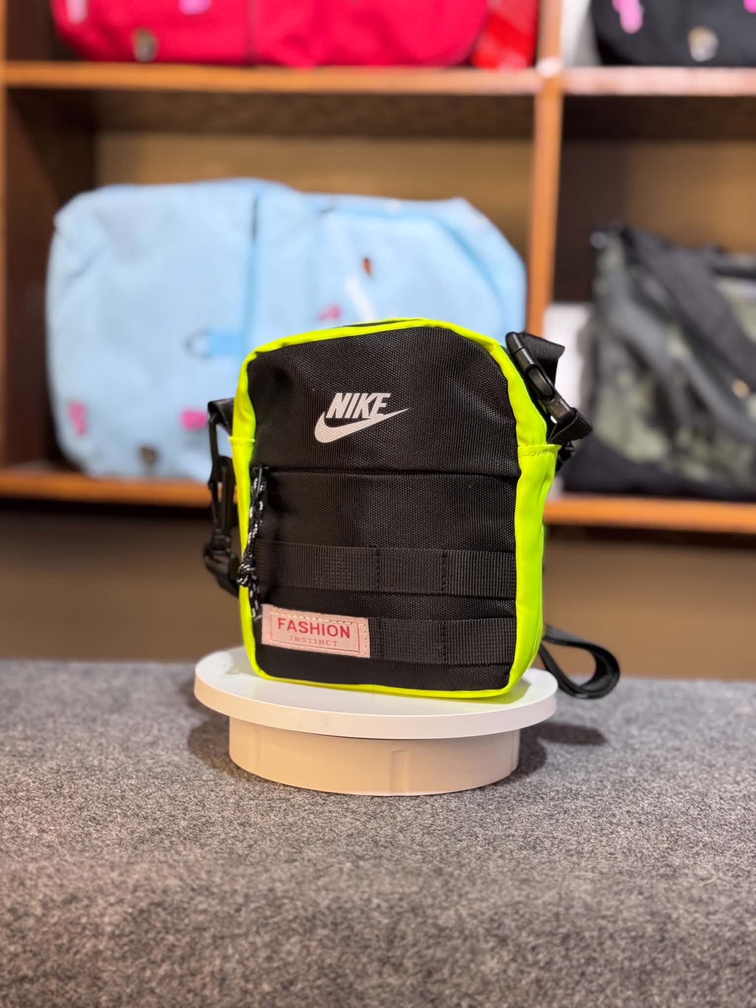 Nike Side Bag - Green thumbnail 1