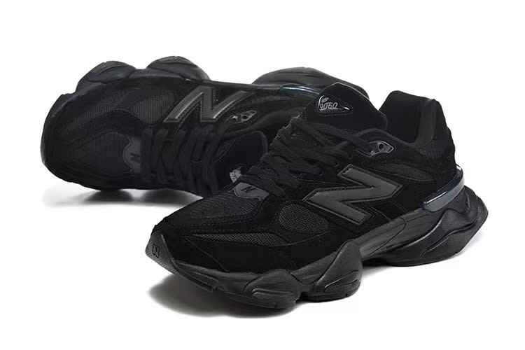 New Balance 9060- Black