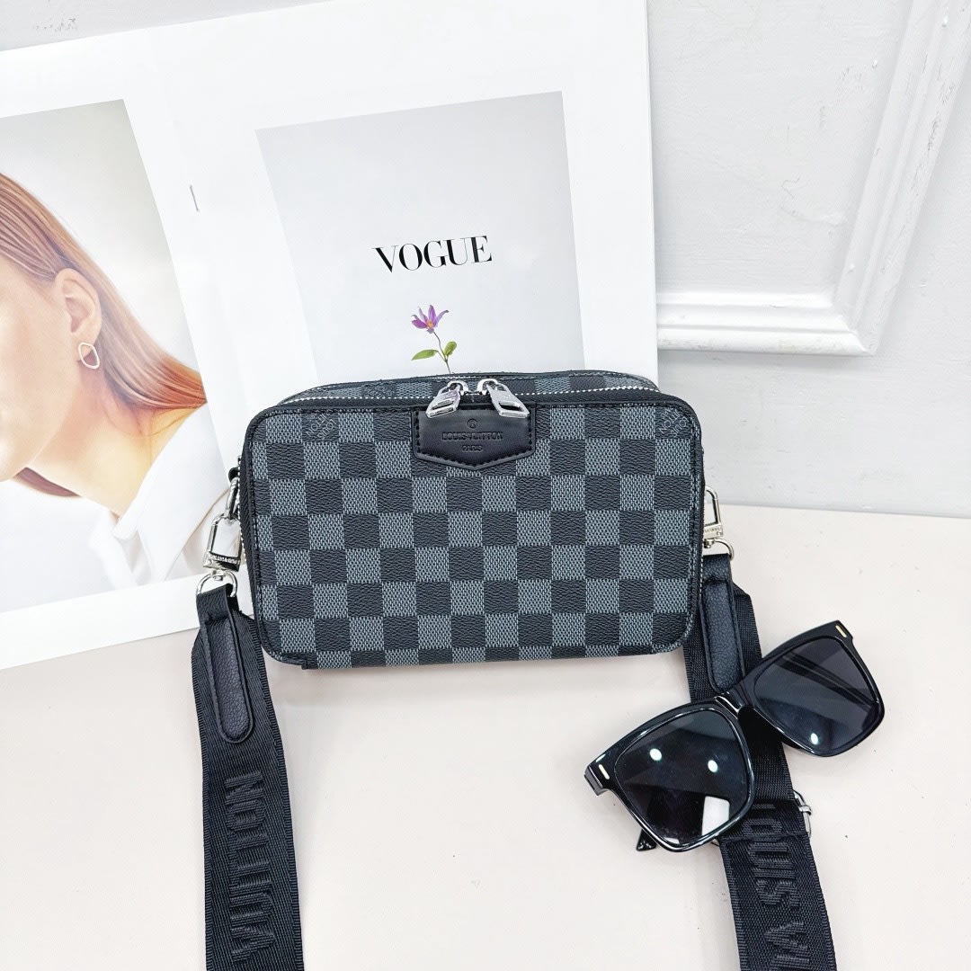 Luxury Monogram Pattern Multi-Pocket Crossbody & Sling Bag thumbnail 4