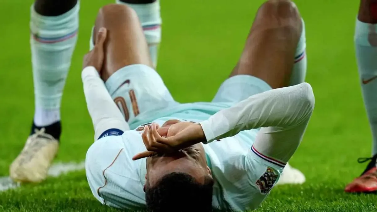 Debut Manis Zidane Ternoda Cedera Lutut Kylian Mbappe