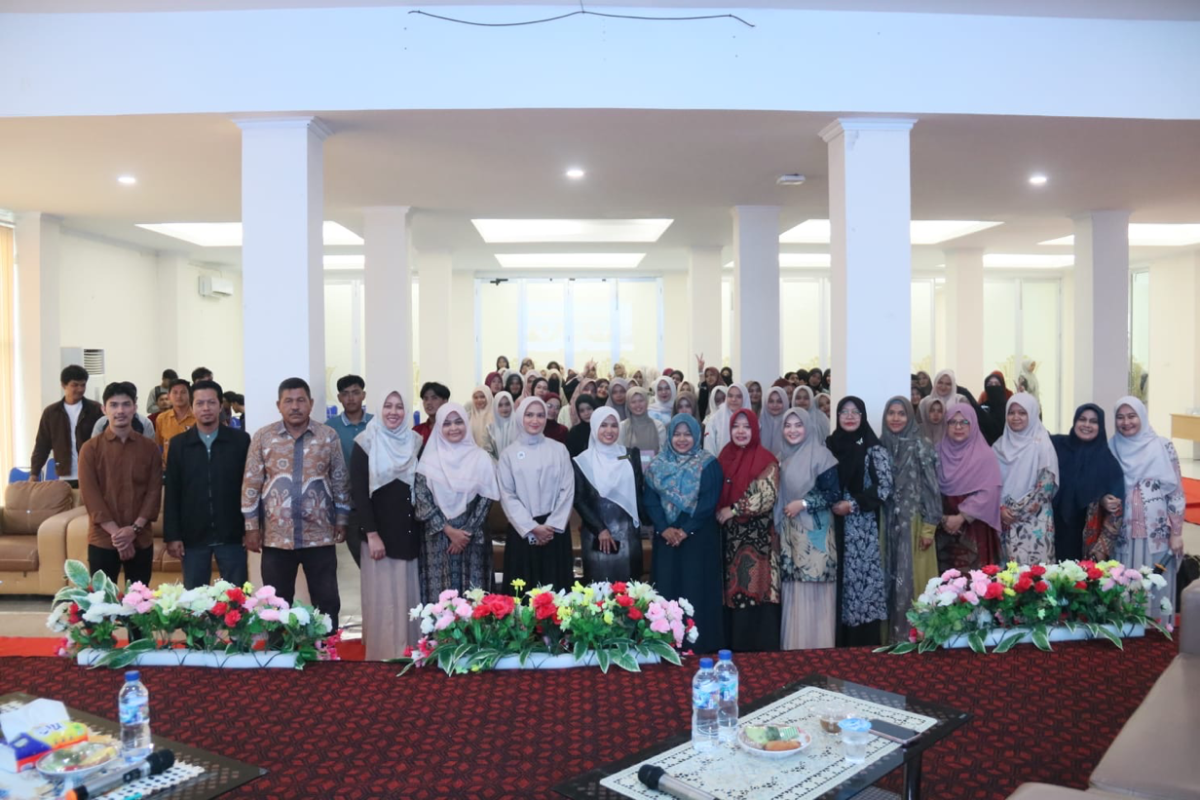 DCDC STAIN Teungku Dirundeng Bekali 100 Mahasiswa Siap Hadapi Dunia Kerja