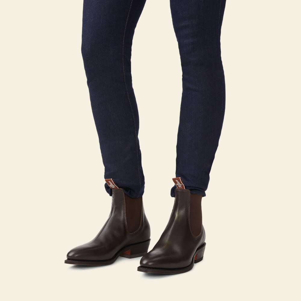 Chestnut Lady Yearling Boots Chelsea Boots