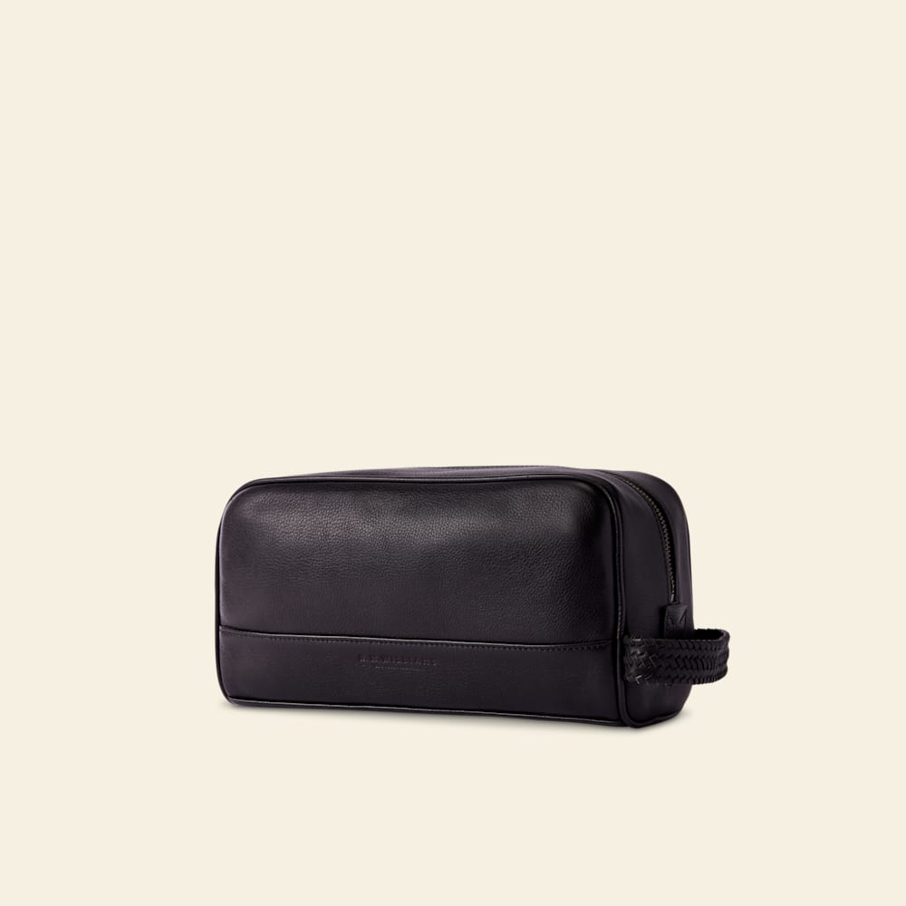 Farrier signature washbag | R.M.Williams® United States