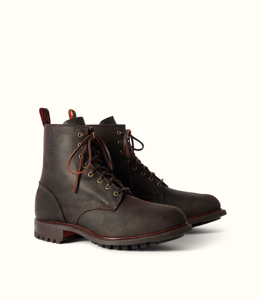 rigger-commando-boot-waxed-suede-dark-brown