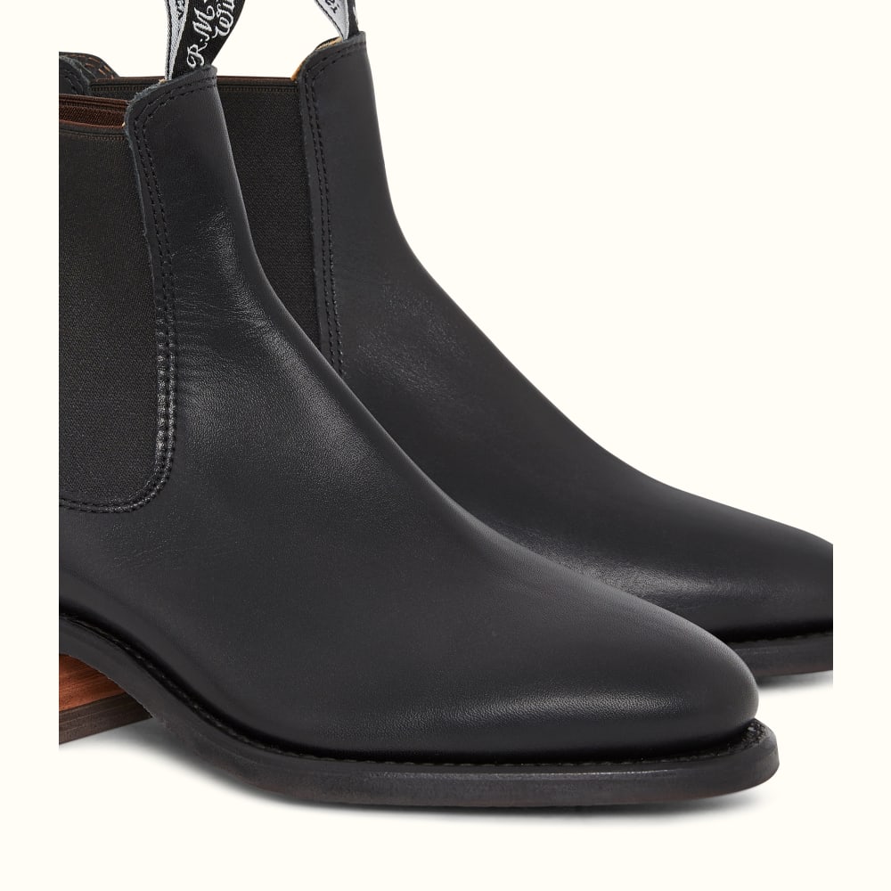 Black Comfort Yearling Boots | R.M.Williams Chelsea Boots | R.M. ...