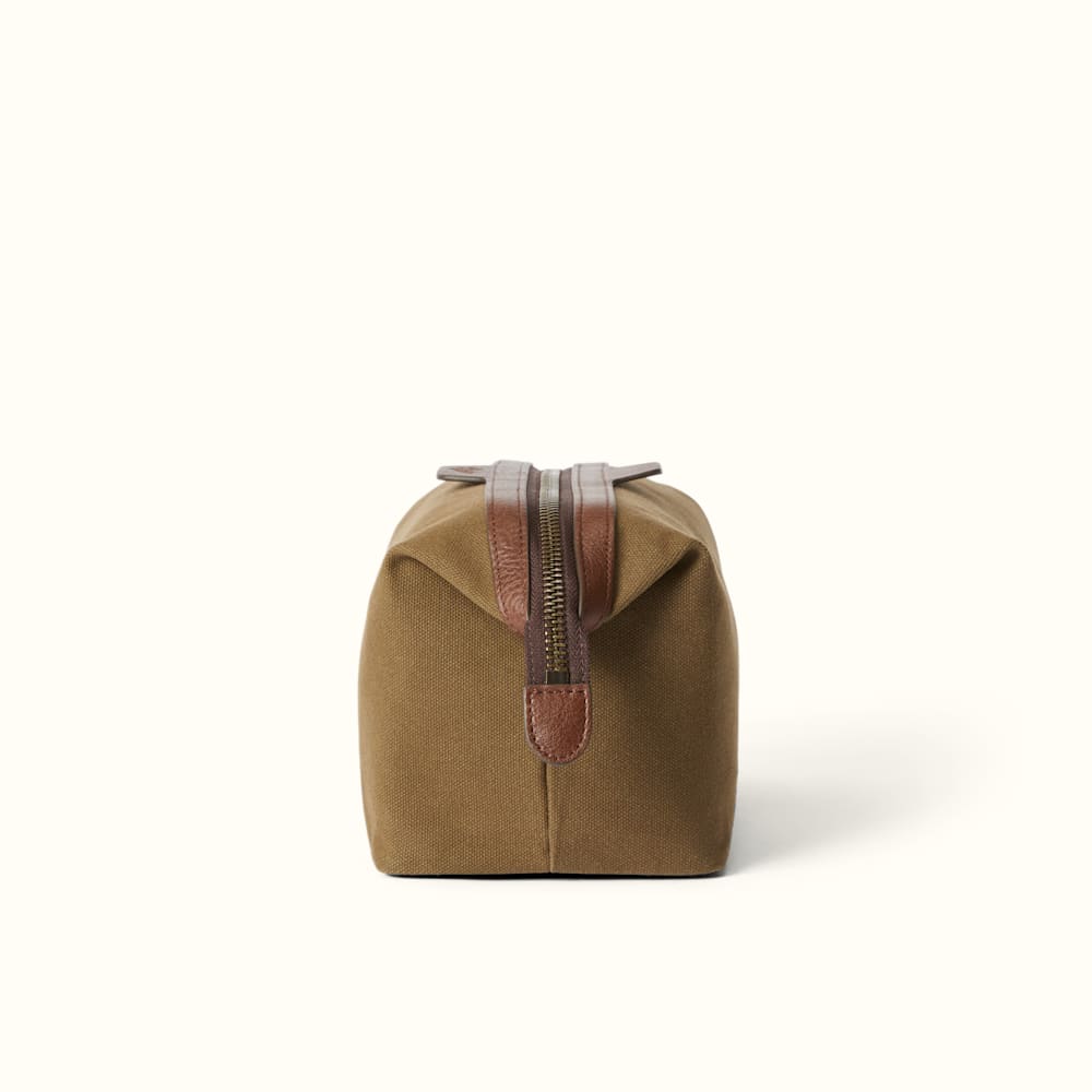 Rm williams toiletry bag discount