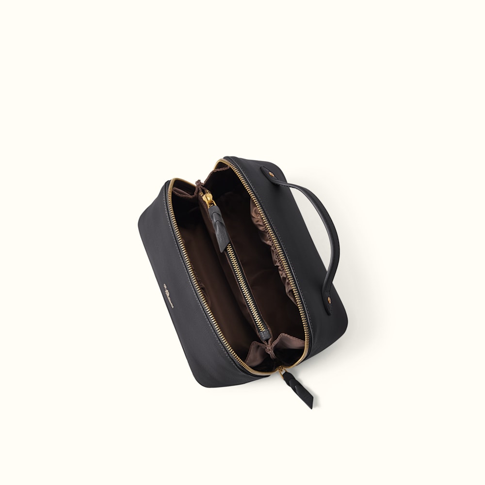 Lorne vanity case R.M.Williams Ireland