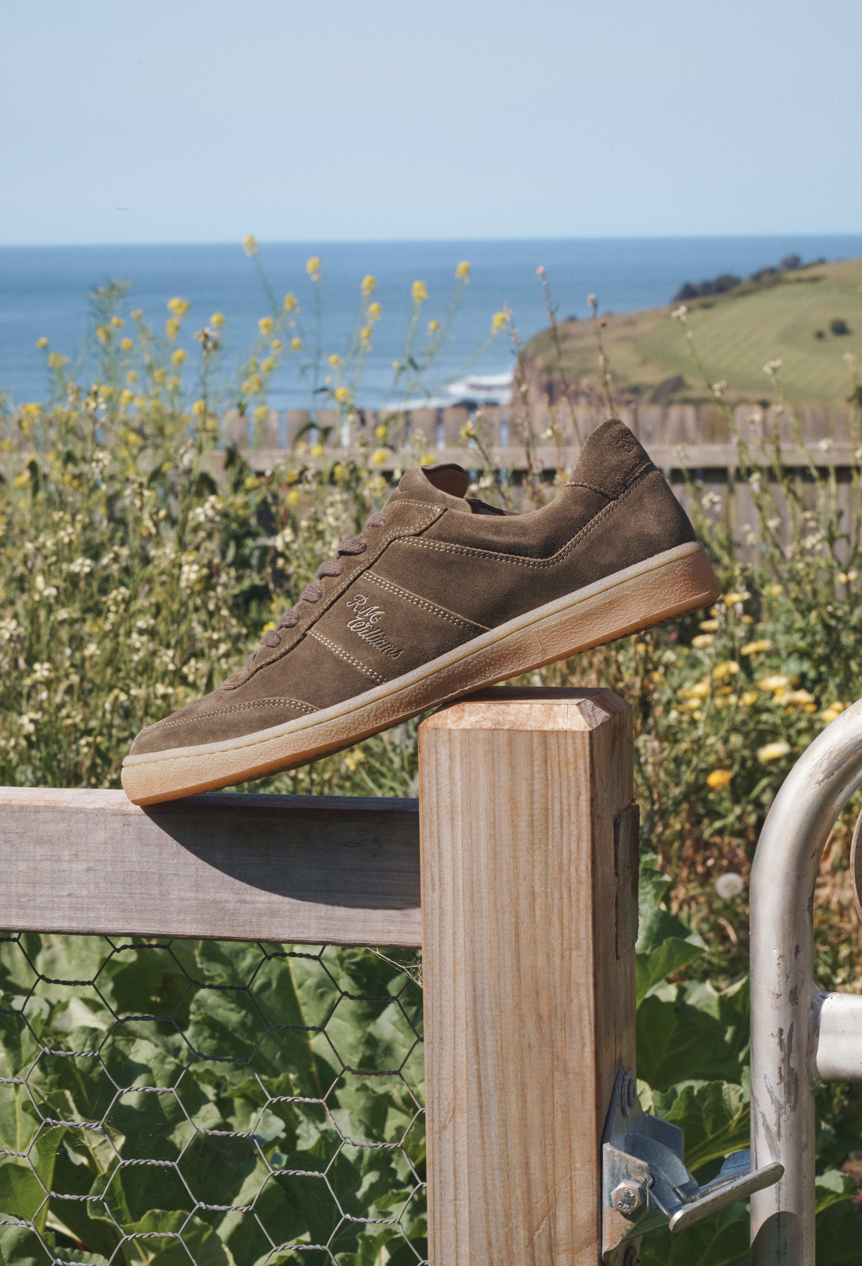 Casual footwear