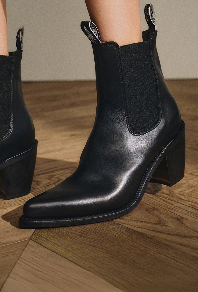 Maya boots